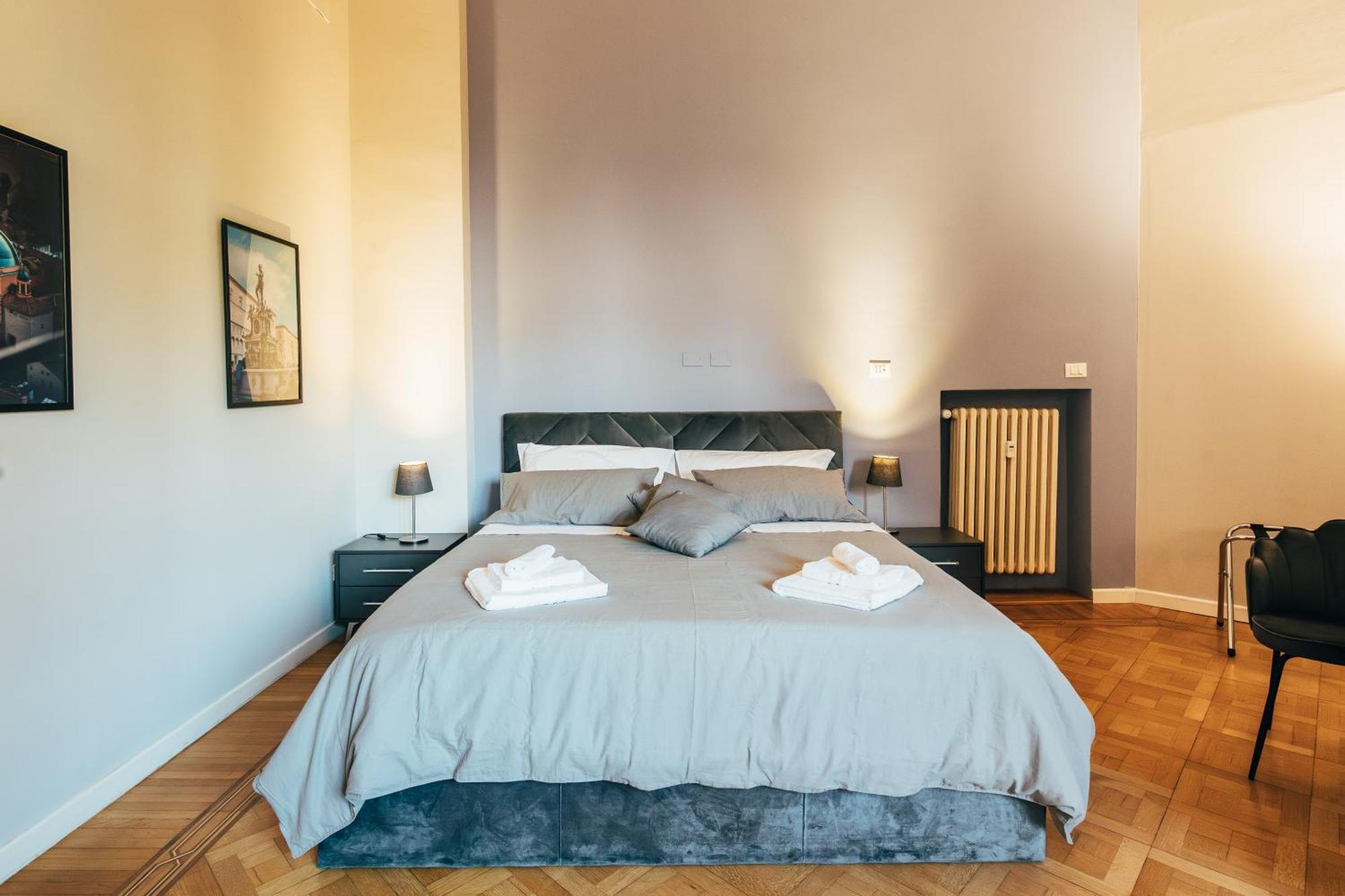 Bologna Suites - Private Bathroom Екстер'єр фото