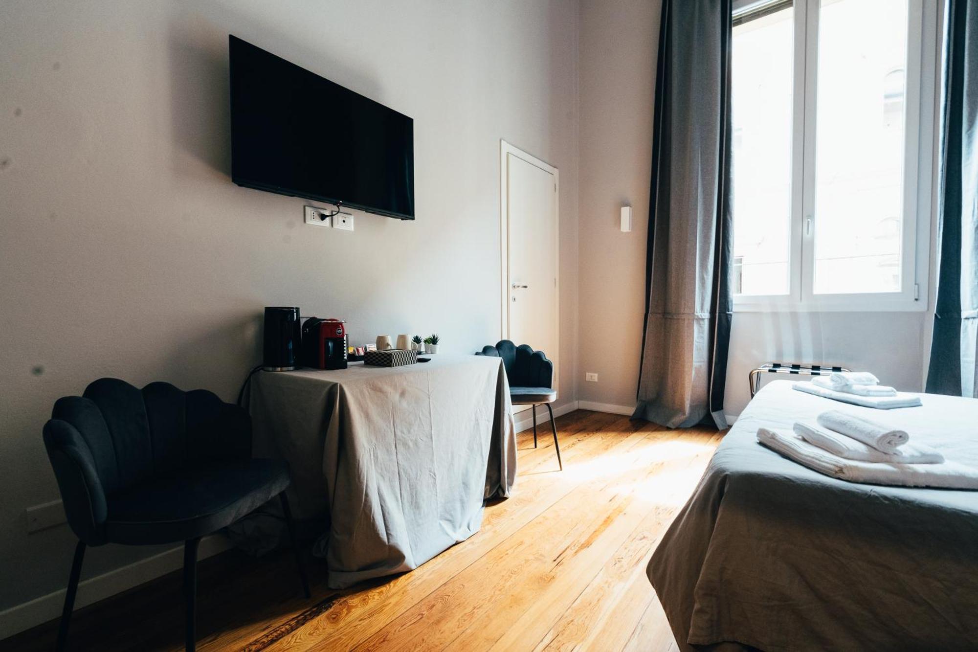 Bologna Suites - Private Bathroom Екстер'єр фото