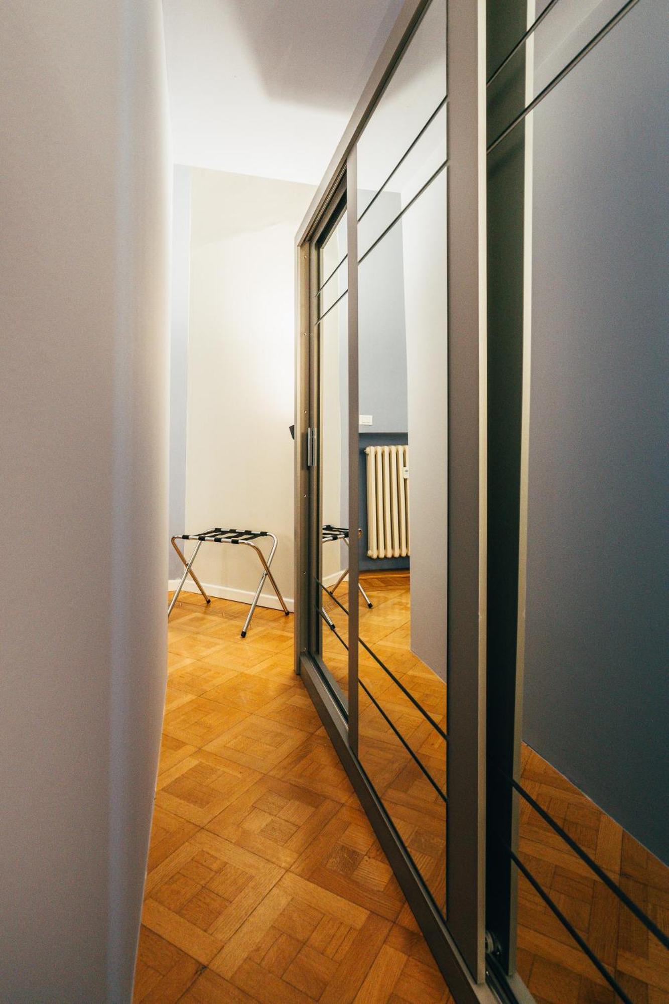 Bologna Suites - Private Bathroom Екстер'єр фото