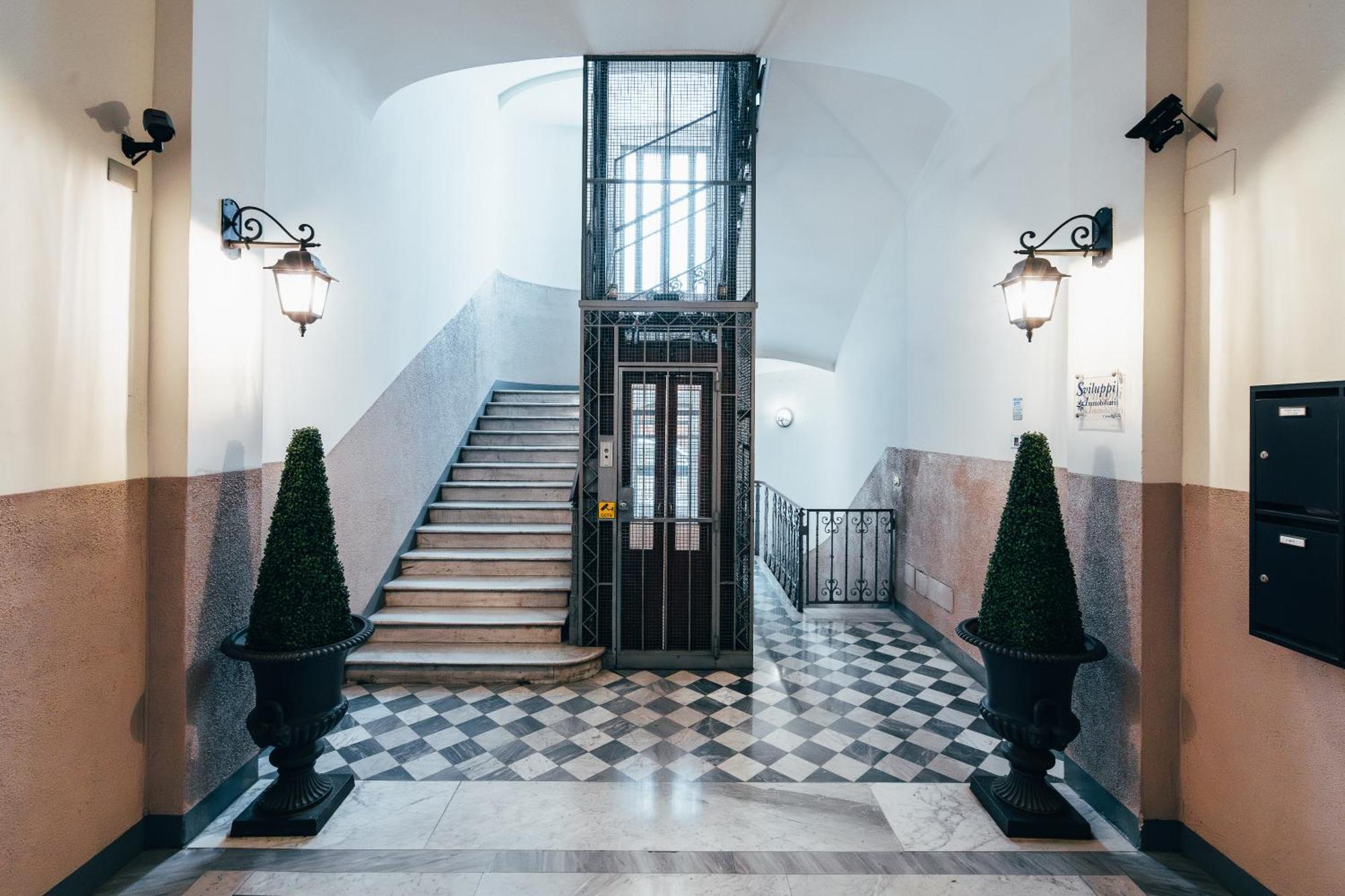 Bologna Suites - Private Bathroom Екстер'єр фото
