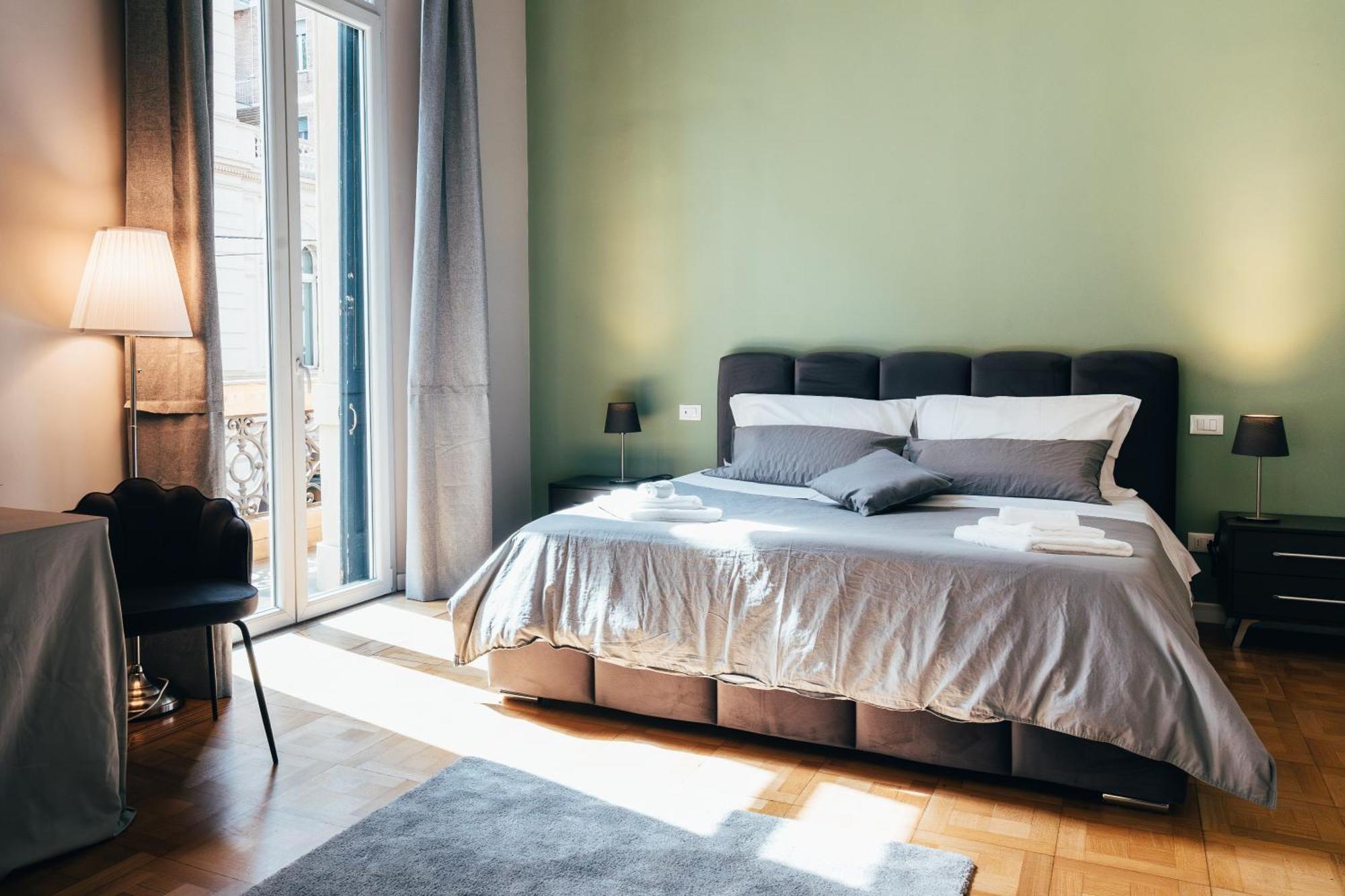 Bologna Suites - Private Bathroom Екстер'єр фото